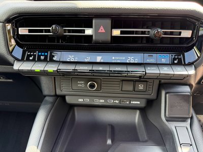 صورة 59 لـ 2026 Toyota LAND CRUISER 250