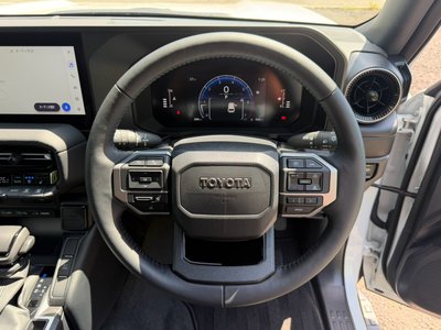 صورة 46 لـ 2026 Toyota LAND CRUISER 250