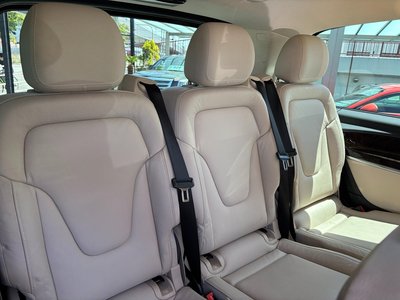 صورة 17 لـ 2017 Mercedes-BENZ V-CLASS