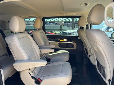 صورة 42 لـ 2017 Mercedes-BENZ V-CLASS