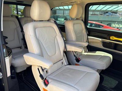 صورة 16 لـ 2017 Mercedes-BENZ V-CLASS
