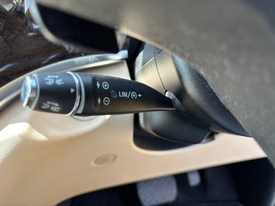 صورة 32 لـ 2017 Mercedes-BENZ V-CLASS
