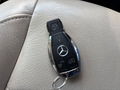 صورة 34 لـ 2017 Mercedes-BENZ V-CLASS