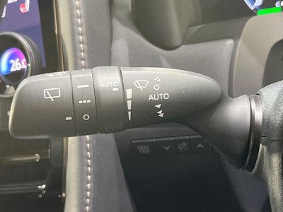 صورة 30 لـ 2023 Toyota ALPHARD