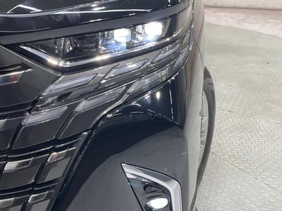 صورة 13 لـ 2023 Toyota ALPHARD