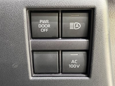 صورة 37 لـ 2023 Toyota ALPHARD