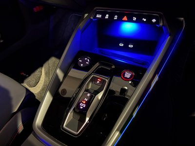 صورة مصغرة 40 لـ 2025 AUDI RS3 SEDAN