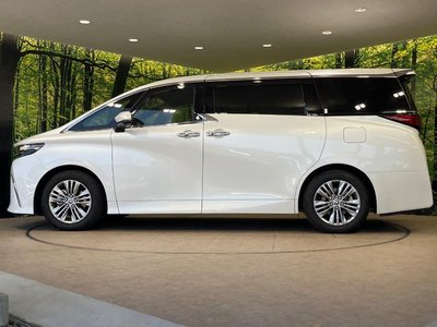 صورة 25 لـ 2025 Toyota ALPHARD
