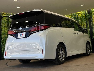 صورة 18 لـ 2025 Toyota ALPHARD