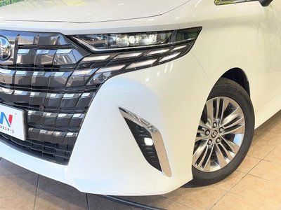 صورة 13 لـ 2025 Toyota ALPHARD
