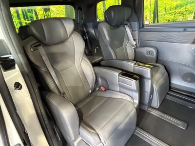 صورة 9 لـ 2025 Toyota ALPHARD