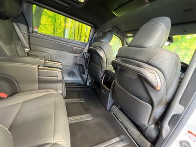 صورة 36 لـ 2025 Toyota ALPHARD