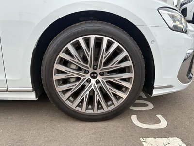 2025 AUDI A8 thumbnail 51