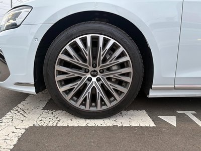 2025 AUDI A8 thumbnail 50
