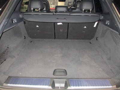 2025 Mercedes-BENZ EQE photo 11