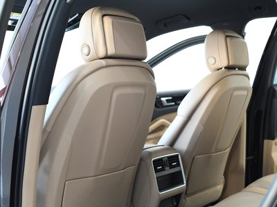 2021 Porsche CAYENNE 照片 24