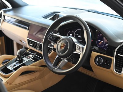 2021 Porsche CAYENNE 照片 46