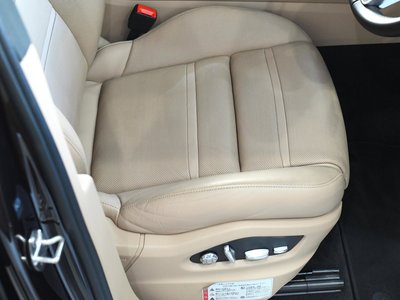 2021 Porsche CAYENNE 照片 42