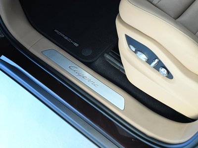2021 Porsche CAYENNE 照片 23