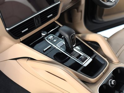 2021 Porsche CAYENNE 照片 14