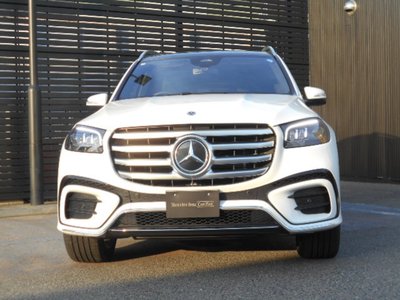 2025 Mercedes-BENZ GLS photo 2