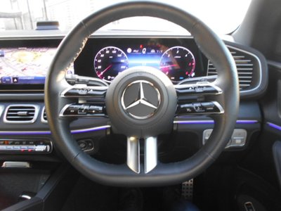 2025 Mercedes-BENZ GLS photo 12