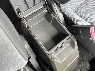 2001 Toyota LAND CRUISER 70 thumbnail 42