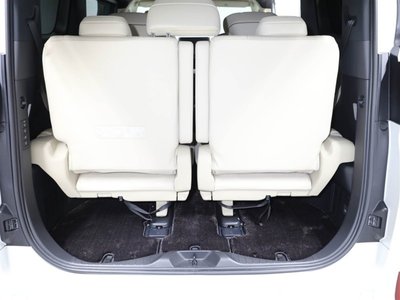 2023 Toyota ALPHARD — фото 21