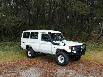 صورة 1 لـ 1996 Toyota LAND CRUISER 70