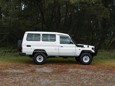 صورة 6 لـ 1996 Toyota LAND CRUISER 70