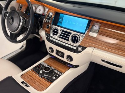 2016 ROLLS-ROYCE DAWN 照片 35