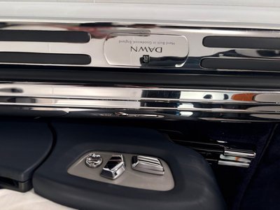2016 ROLLS-ROYCE DAWN 照片 15