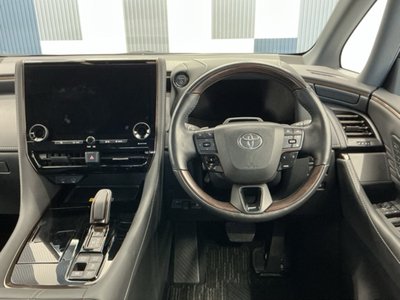 صورة 19 لـ 2024 Toyota ALPHARD