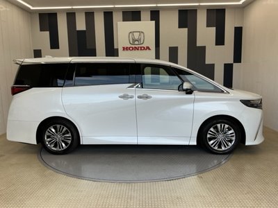 صورة 28 لـ 2024 Toyota ALPHARD