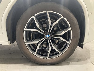 2023 BMW X4 thumbnail 18