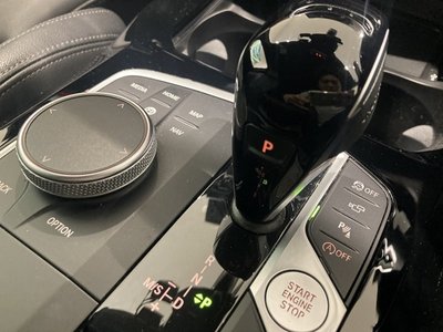 2023 BMW X4 thumbnail 38