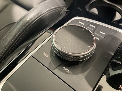 2023 BMW X4 thumbnail 37