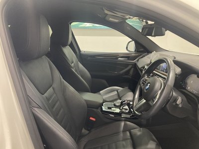 2023 BMW X4 thumbnail 19