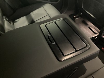 2023 BMW X4 thumbnail 23