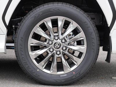 صورة 8 لـ 2026 Toyota LAND CRUISER 300