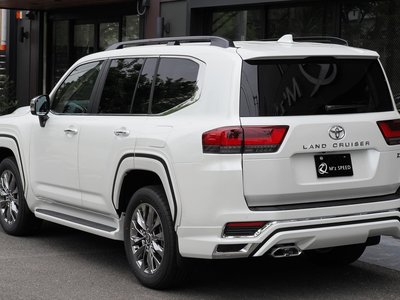 صورة 6 لـ 2026 Toyota LAND CRUISER 300