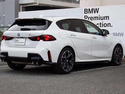 2025 BMW 1 SERIES 照片 11