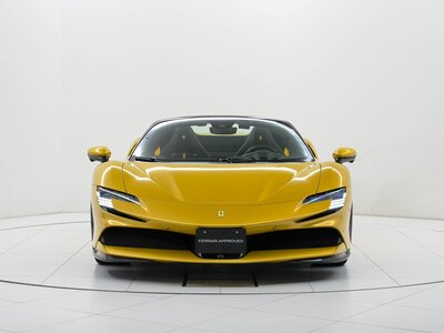 صورة 10 لـ 2023 Ferrari SF90 SPIDER