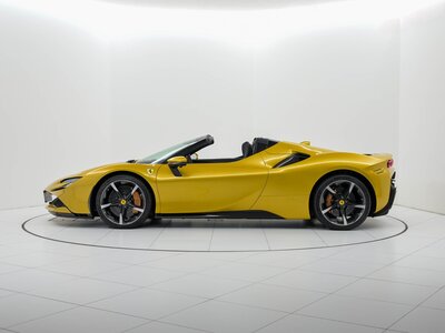 صورة 16 لـ 2023 Ferrari SF90 SPIDER