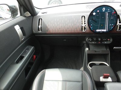 صورة 8 لـ 2024 MINI COOPER COUNTRYMAN