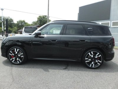 صورة 16 لـ 2024 MINI COOPER COUNTRYMAN