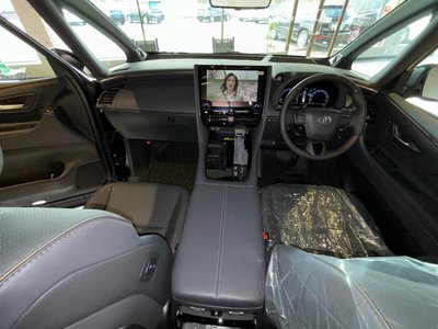 2025 Toyota ALPHARD 照片 11