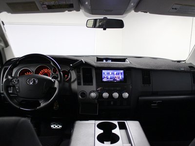 2012 Toyota TUNDRA thumbnail 21