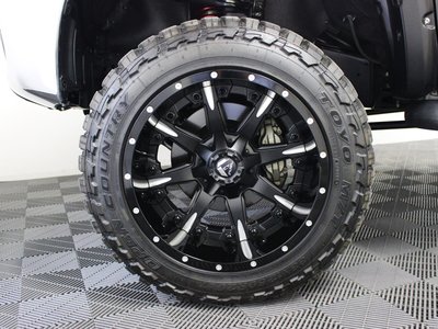 2012 Toyota TUNDRA thumbnail 26