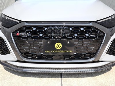 صورة 9 لـ 2024 AUDI RS3 SEDAN
